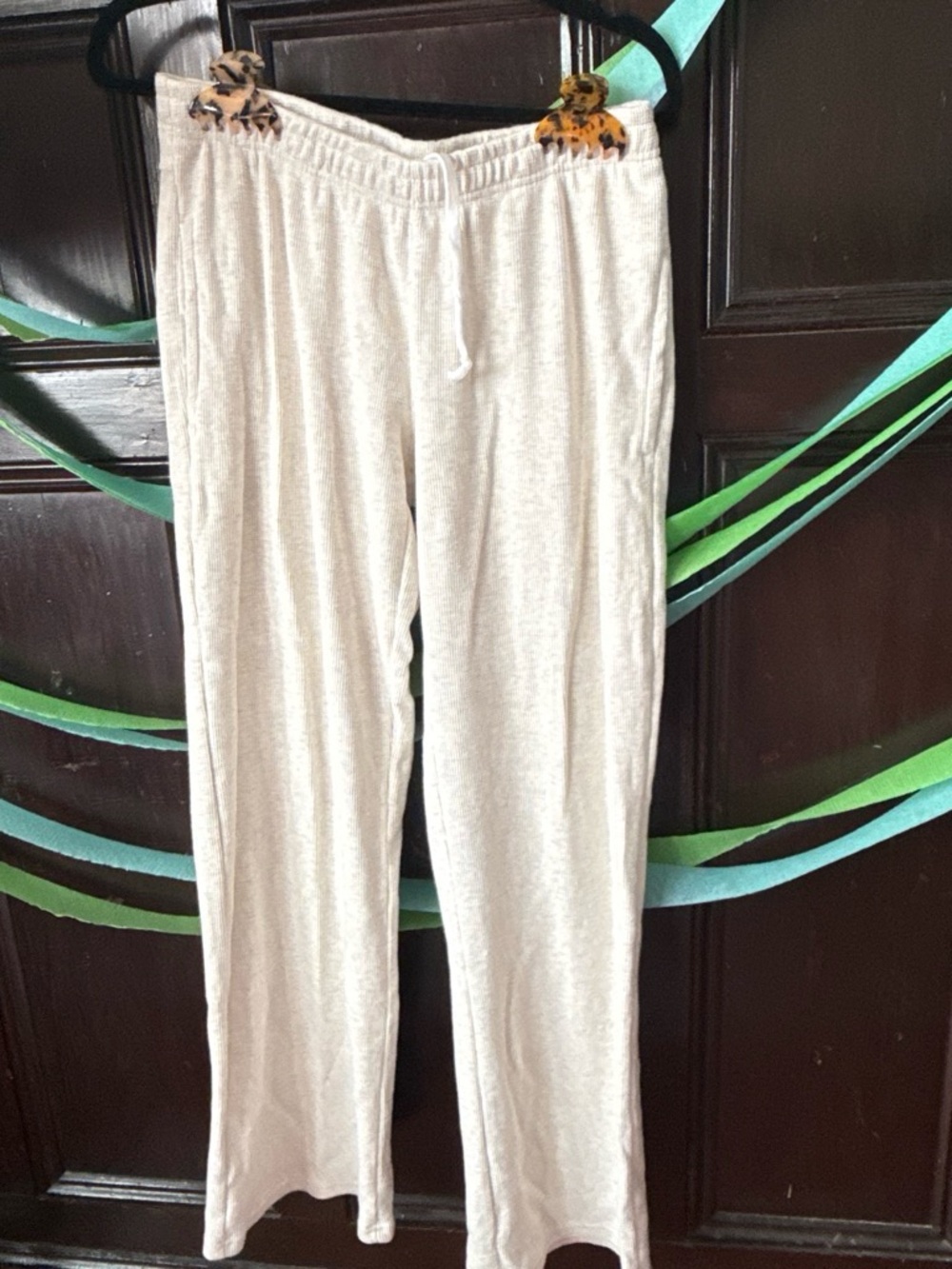 Brandy Melville Cream Wide-Leg Sweatpants